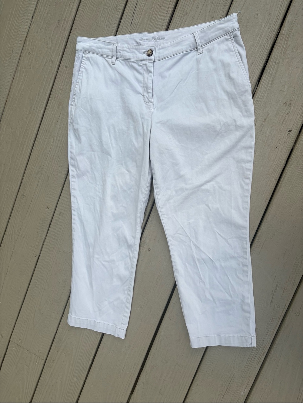 Tommy Bahama White Cropped Ankle Pants, Size: 14